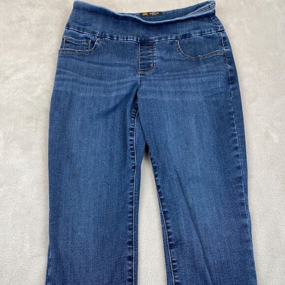 Lee Women's Jeans Size 8 30x27 Measured Pull-On Medium Blue Denim - Picture 7 of 9